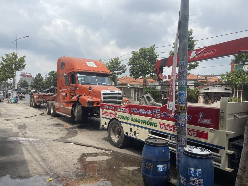 Cứu Hộ Giao Thông Bình Dương (4)